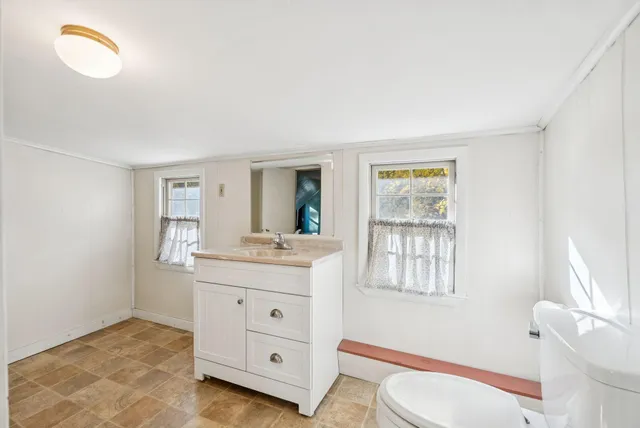 $310,000 | 33 Western Avenue, Fairfield, ME 04937