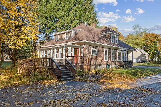 $310,000 | 33 Western Avenue, Fairfield, ME 04937