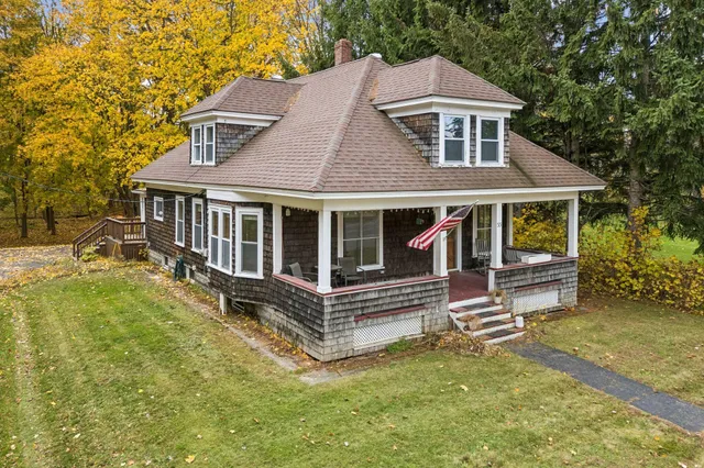 $310,000 | 33 Western Avenue, Fairfield, ME 04937