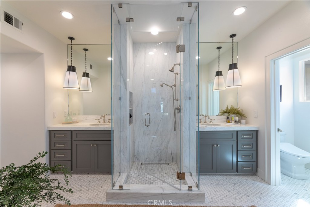 32 Reston Way Ladera Ranch, CA 92694 - Photo 33 of 59 Owner's Suite Bathroom