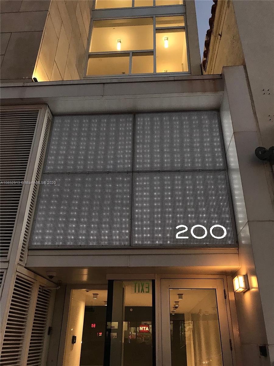 200 23rd Street, Unit 203 Miami Beach, FL 33139 - Photo 76 of 79 a view of door