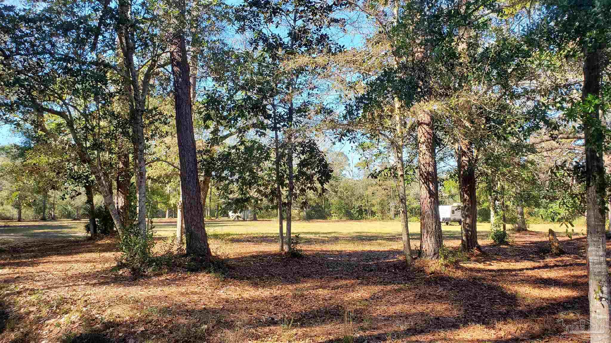 9660 Sidney Road Pensacola, FL 32507 - Photo 3 of 25 Plenty of space!