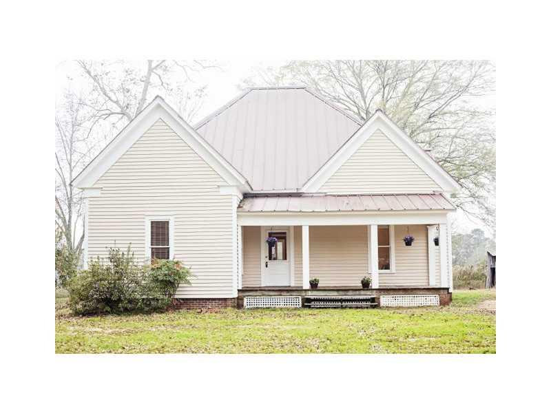 674 Wedowee Street Bowdon, GA 30108 - Photo 1 of 1 Exterior Front.