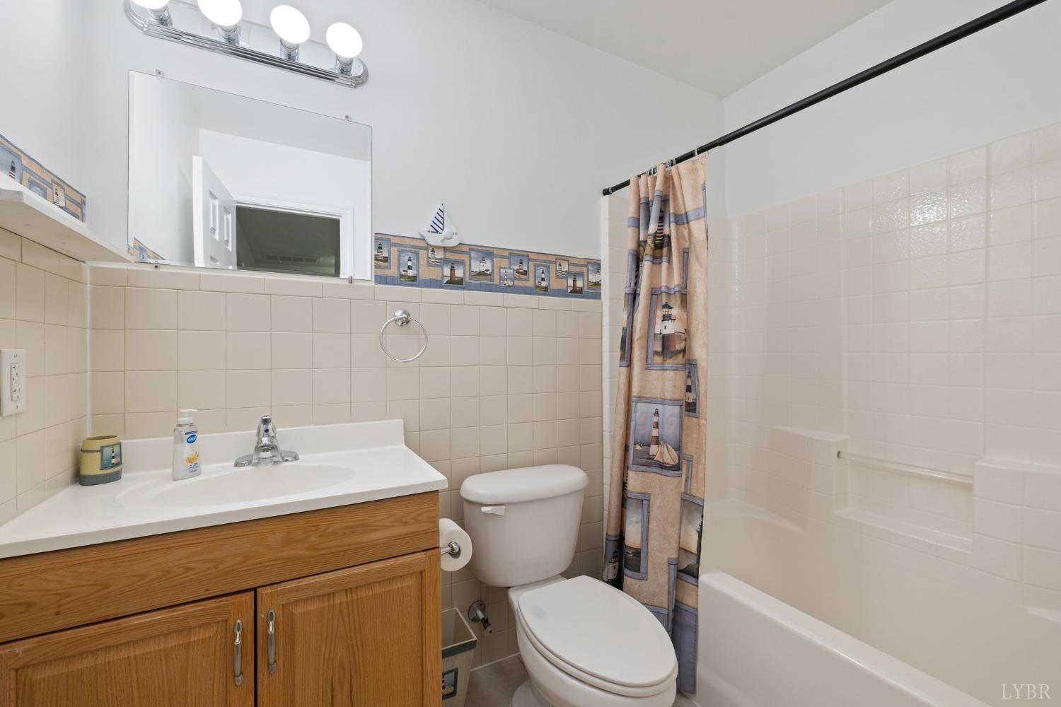 2398 Azalea Garden Road Norfolk, VA 23513 - Photo 13 of 29 Gallery Image 13