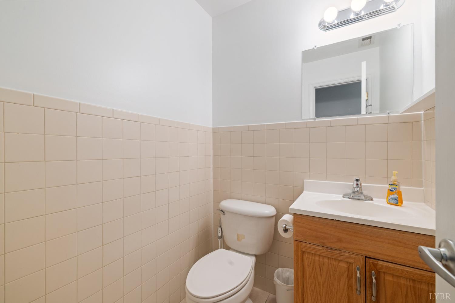 2398 Azalea Garden Road Norfolk, VA 23513 - Photo 8 of 29 Gallery Image 8
