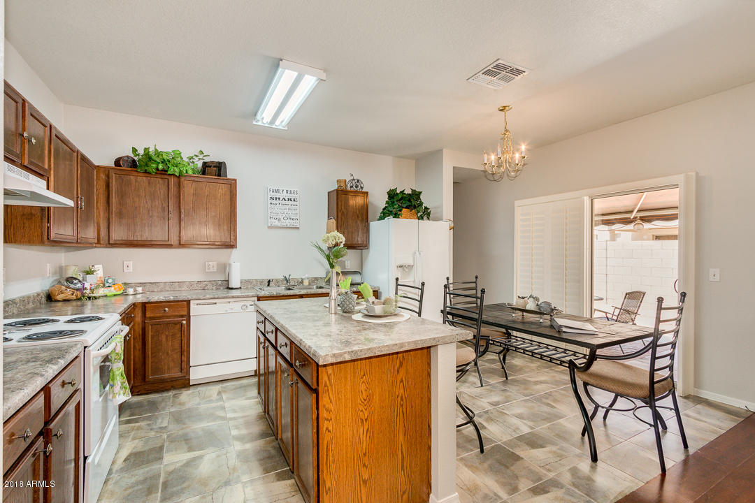 9428 West Jamestown Road Phoenix, AZ 85037 - Photo 16 of 35 15-Jamestown