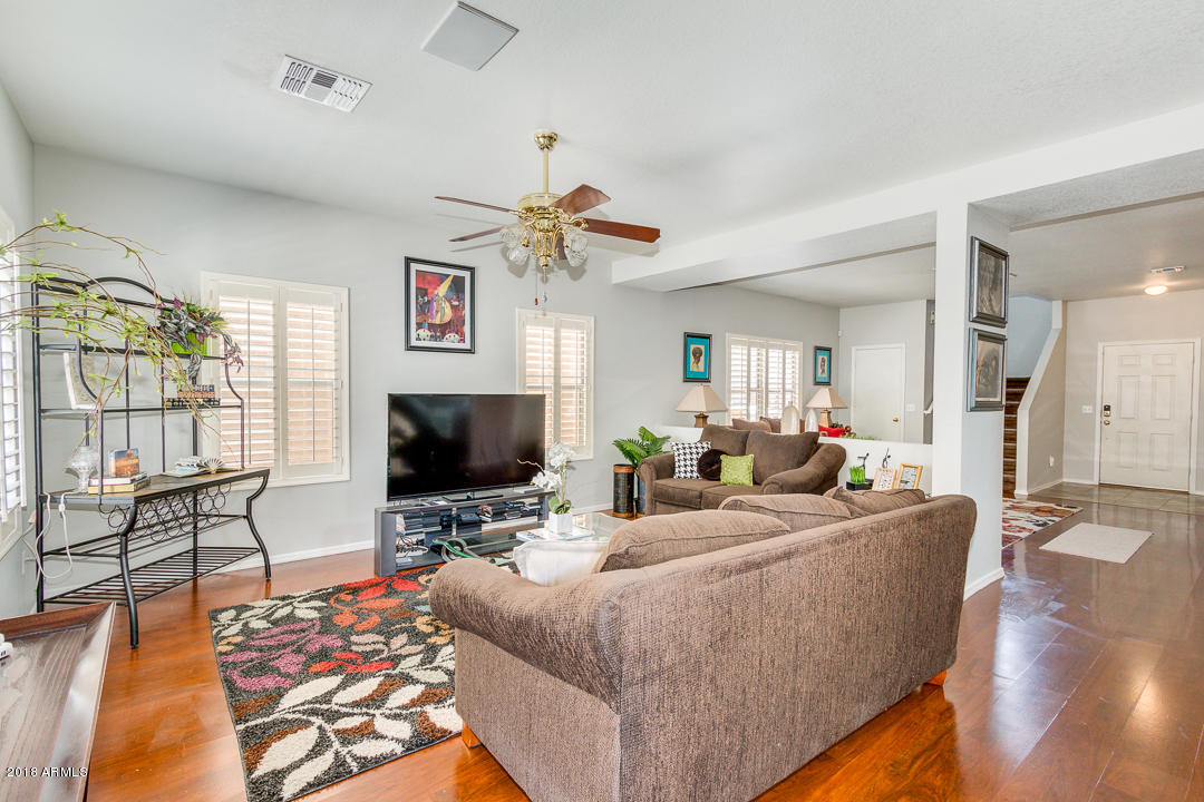 9428 West Jamestown Road Phoenix, AZ 85037 - Photo 10 of 35 10-Jamestown