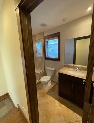 $4,750 | 754 Spring Road, Elmhurst, IL 60126