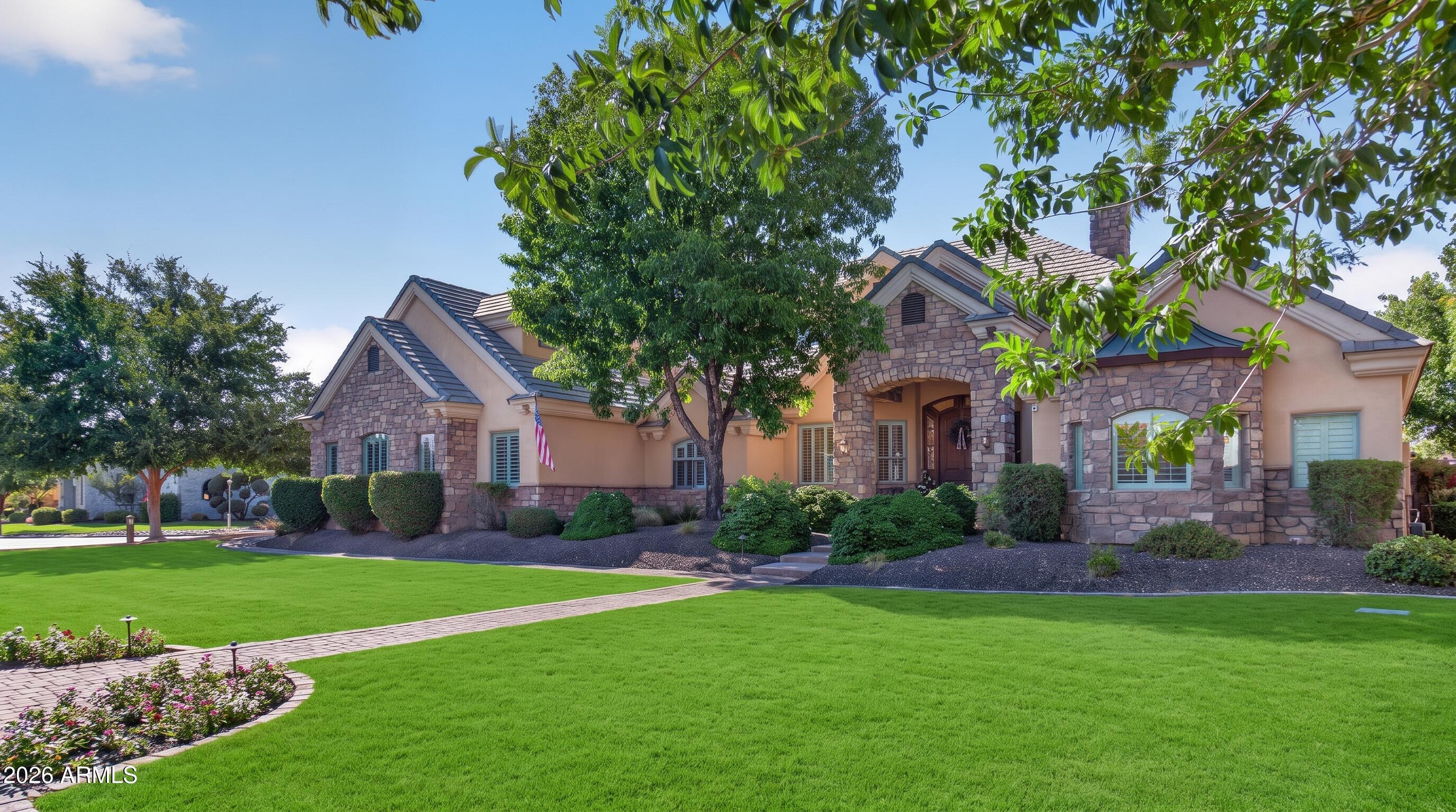 2918 East Waterman Way Gilbert, AZ 85297 - Photo 4 of 113 Front