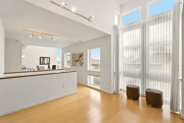 $1,450,000 | 3208 Pierce Street, Unit 406, San Francisco, CA 94123