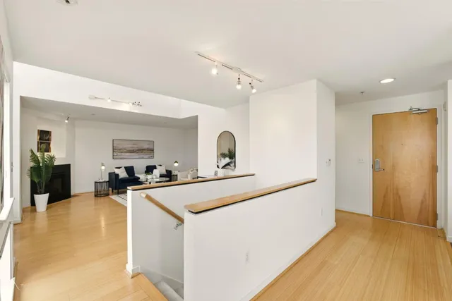 $1,450,000 | 3208 Pierce Street, Unit 406, San Francisco, CA 94123