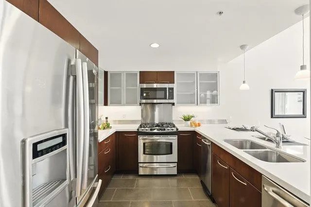 $1,450,000 | 3208 Pierce Street, Unit 406, San Francisco, CA 94123