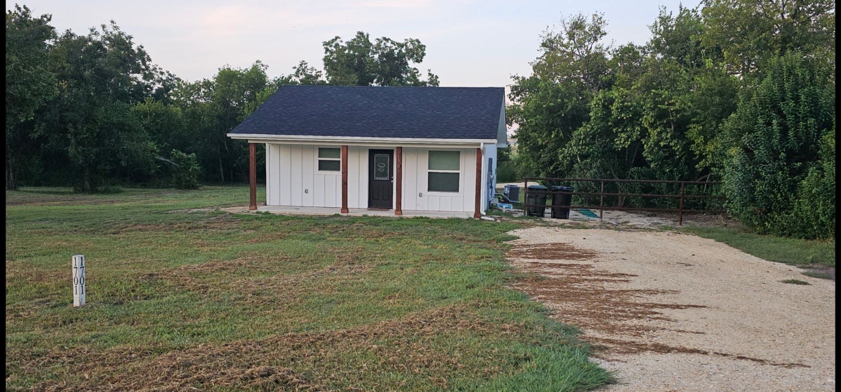 1701 Sycamore Street Temple, TX 76502 - Photo 6 of 20 a front view of a house with a yard
