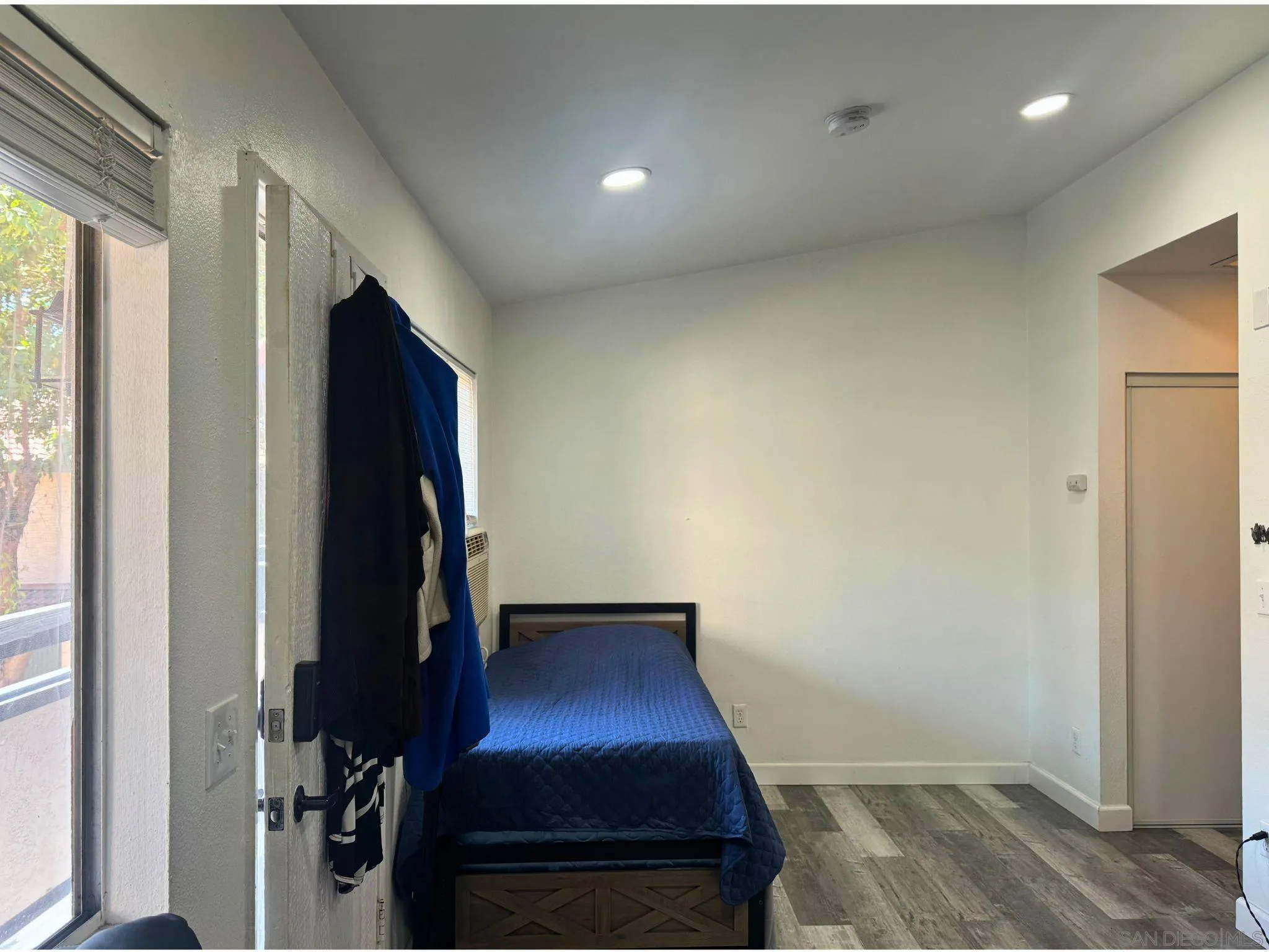 875 West San Ysidro Boulevard, Unit 14 San Ysidro, CA 92173 - Photo 21 of 21 a view of entryway with a workspace