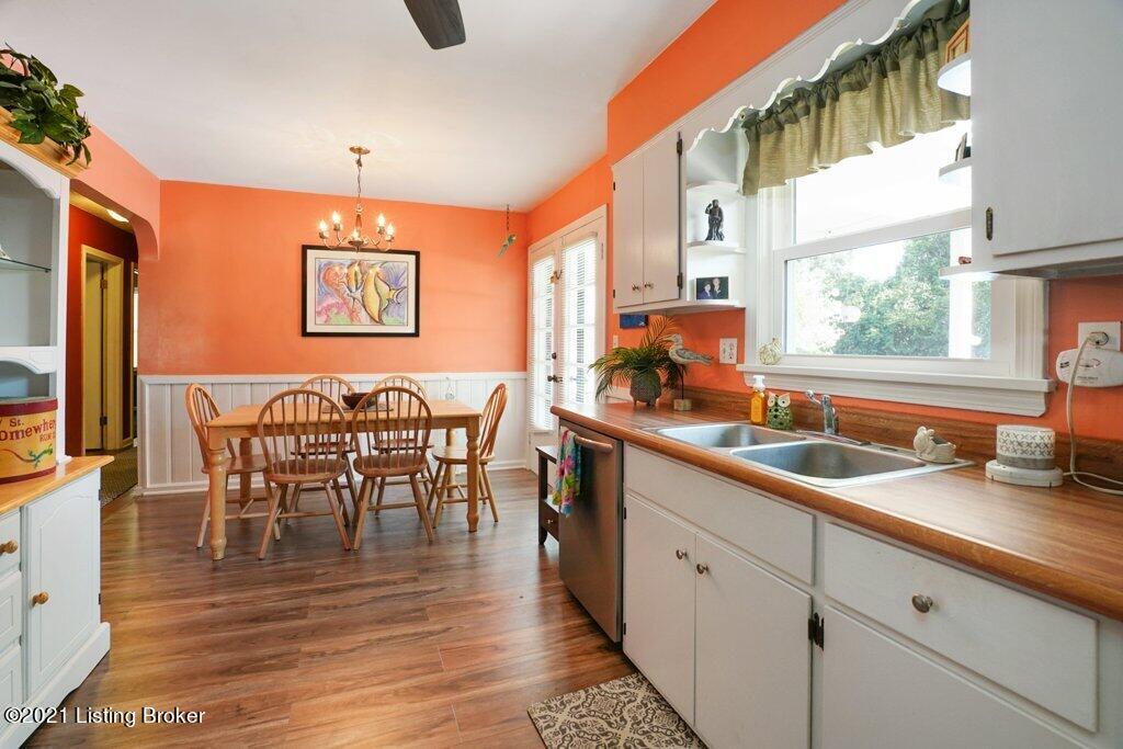 10505 Torrington Road Louisville, KY 40272 - Photo 10 of 36 010-10505-10_m