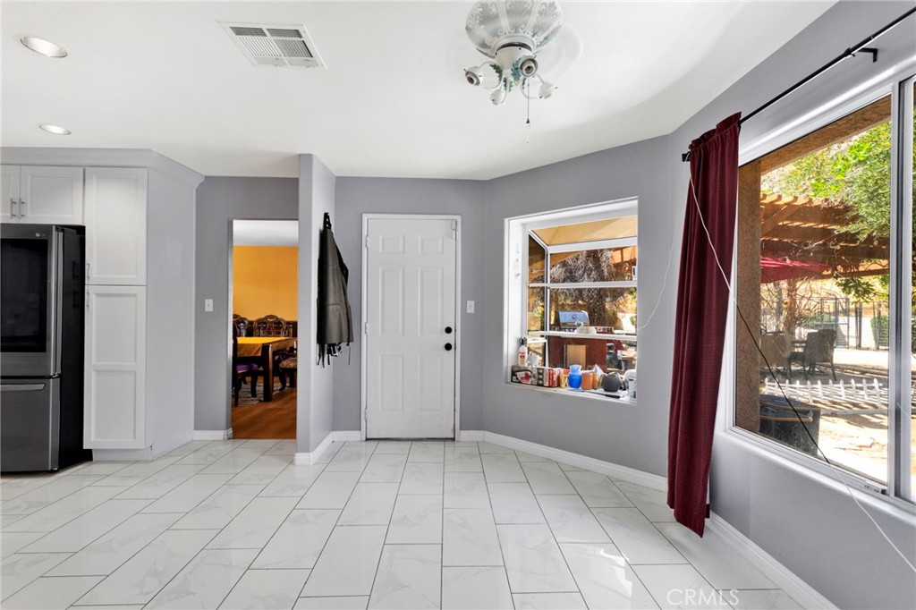20430 Rancherias Road Apple Valley, CA 92307 - Photo 20 of 72