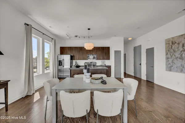$485,000 | 314 Davis Street, Unit 301, Wilmington, NC 28401