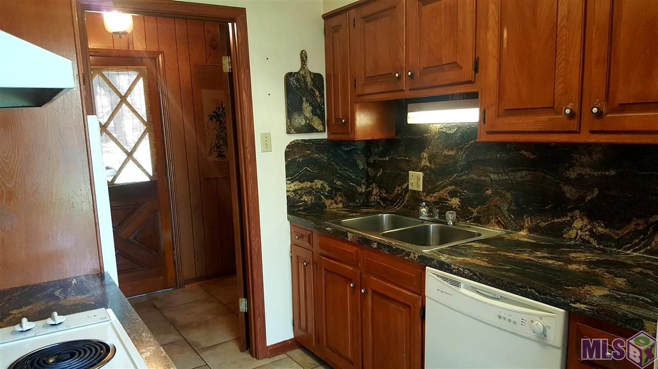 1785 Potwin Drive Baton Rouge, LA 70810 - Photo 5 of 14 Kitchen