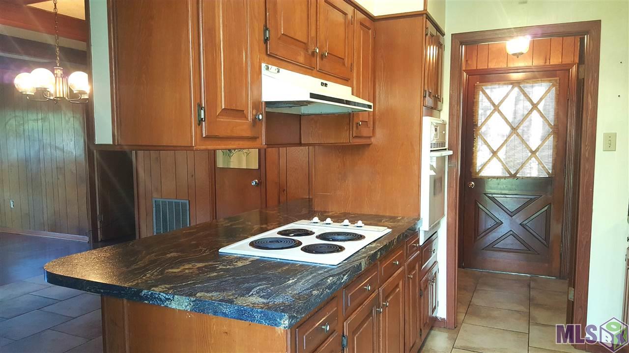 1785 Potwin Drive Baton Rouge, LA 70810 - Photo 6 of 14 Kitchen