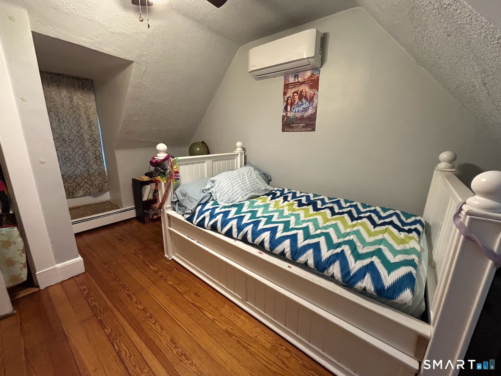 90 Sims Street Bridgeport, CT 06604 - Photo 12 of 16
