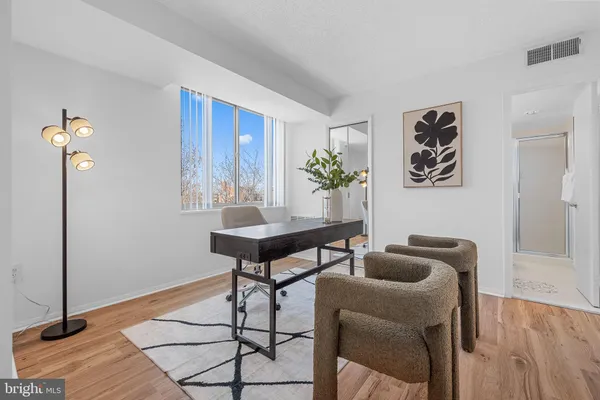 $585,000 | 1515 South Arlington Ridge Road, Unit 703, Arlington, VA 22202