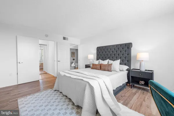 $585,000 | 1515 South Arlington Ridge Road, Unit 703, Arlington, VA 22202