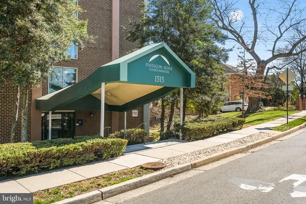 $585,000 | 1515 South Arlington Ridge Road, Unit 703, Arlington, VA 22202