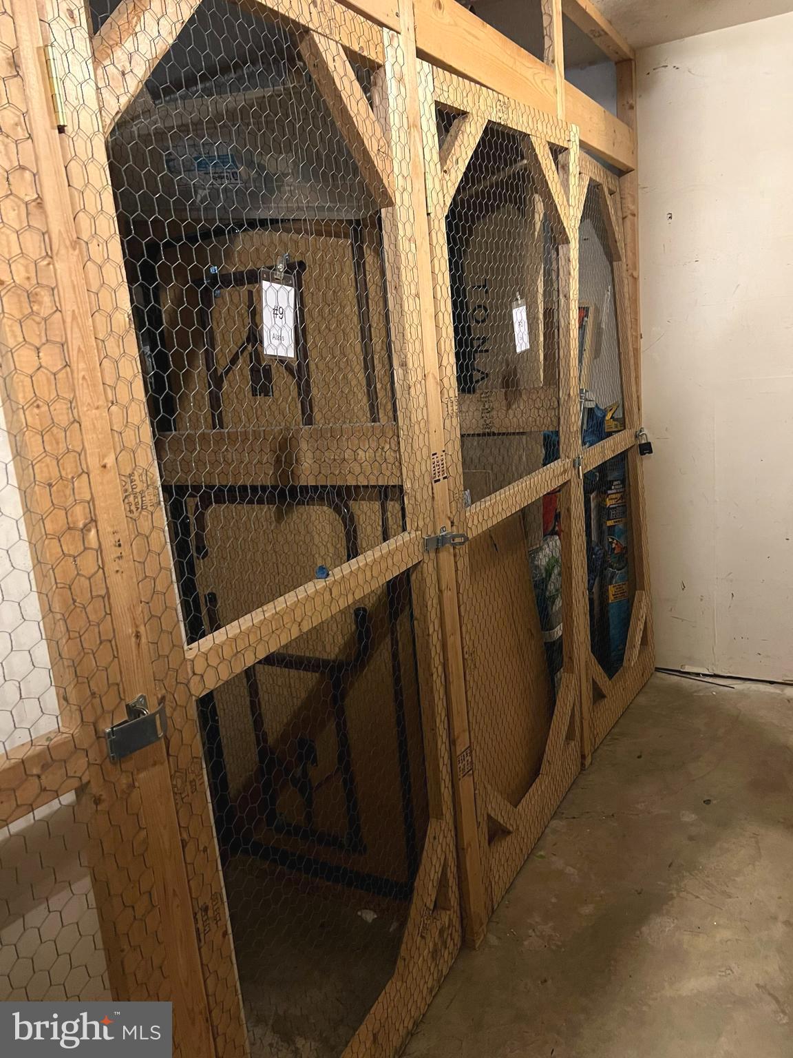 1515 South Arlington Ridge Road, Unit 703 Arlington, VA 22202 - Photo 37 of 44 a view of entryway