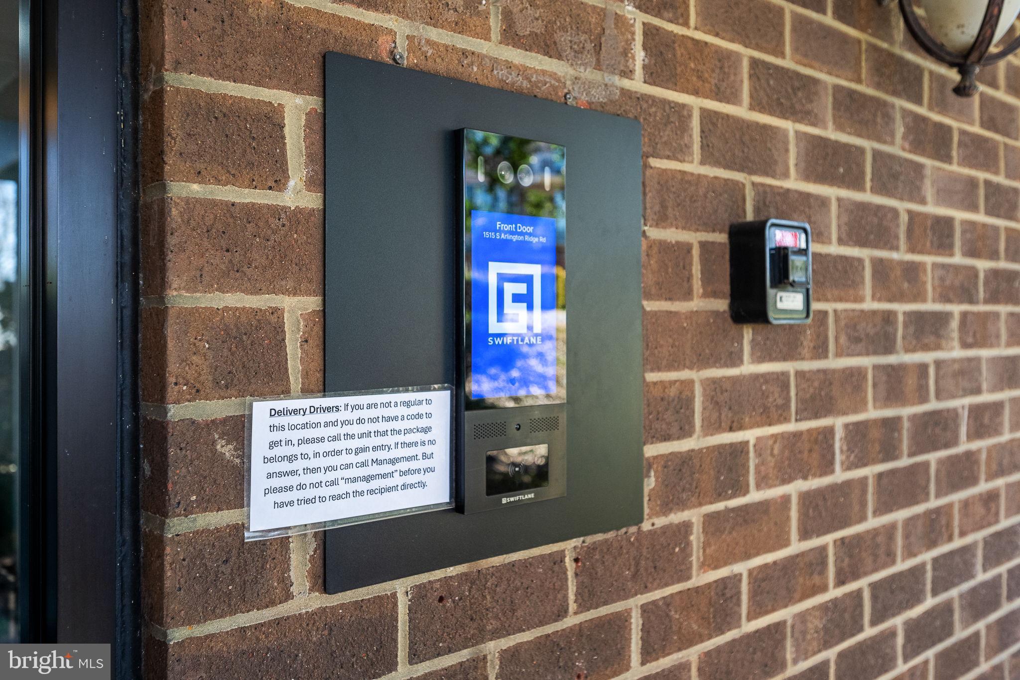 1515 South Arlington Ridge Road, Unit 703 Arlington, VA 22202 - Photo 5 of 44 a view of a bathroom