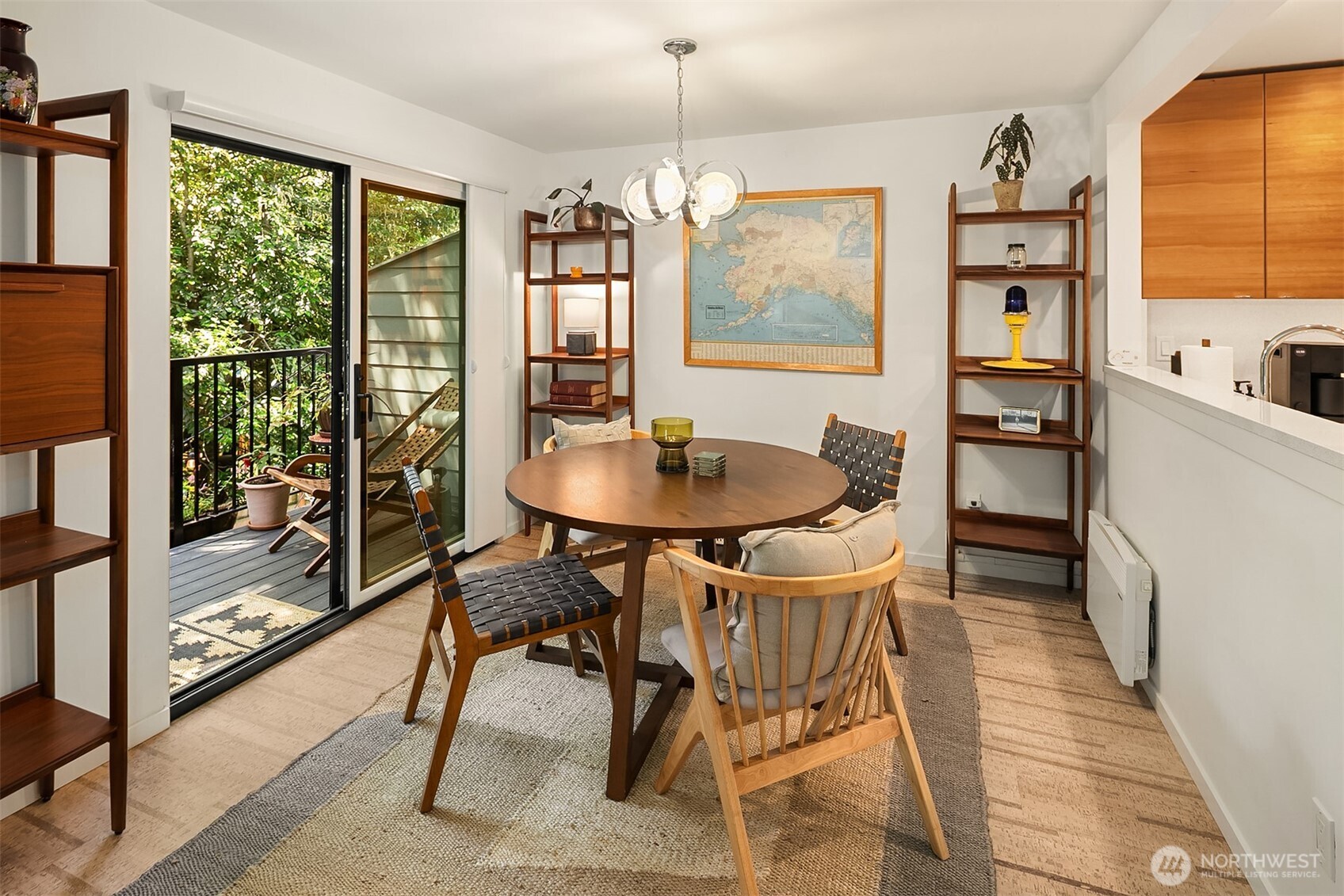 15628 8th Avenue Southwest, Unit B Burien, WA 98166 - Photo 8 of 39