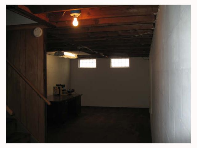 1270 Bernhard Road Columbus, OH 43227 - Photo 6 of 8 Gallery Image 6