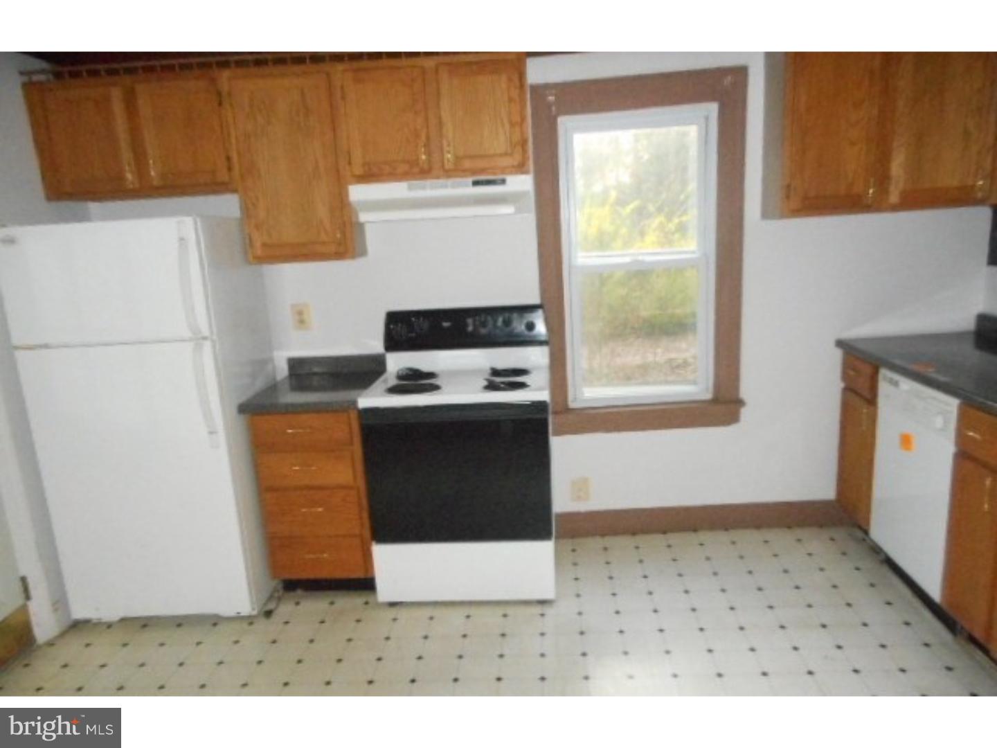 103 Hartford Road Mount Laurel, NJ 08054 - Photo 4 of 13