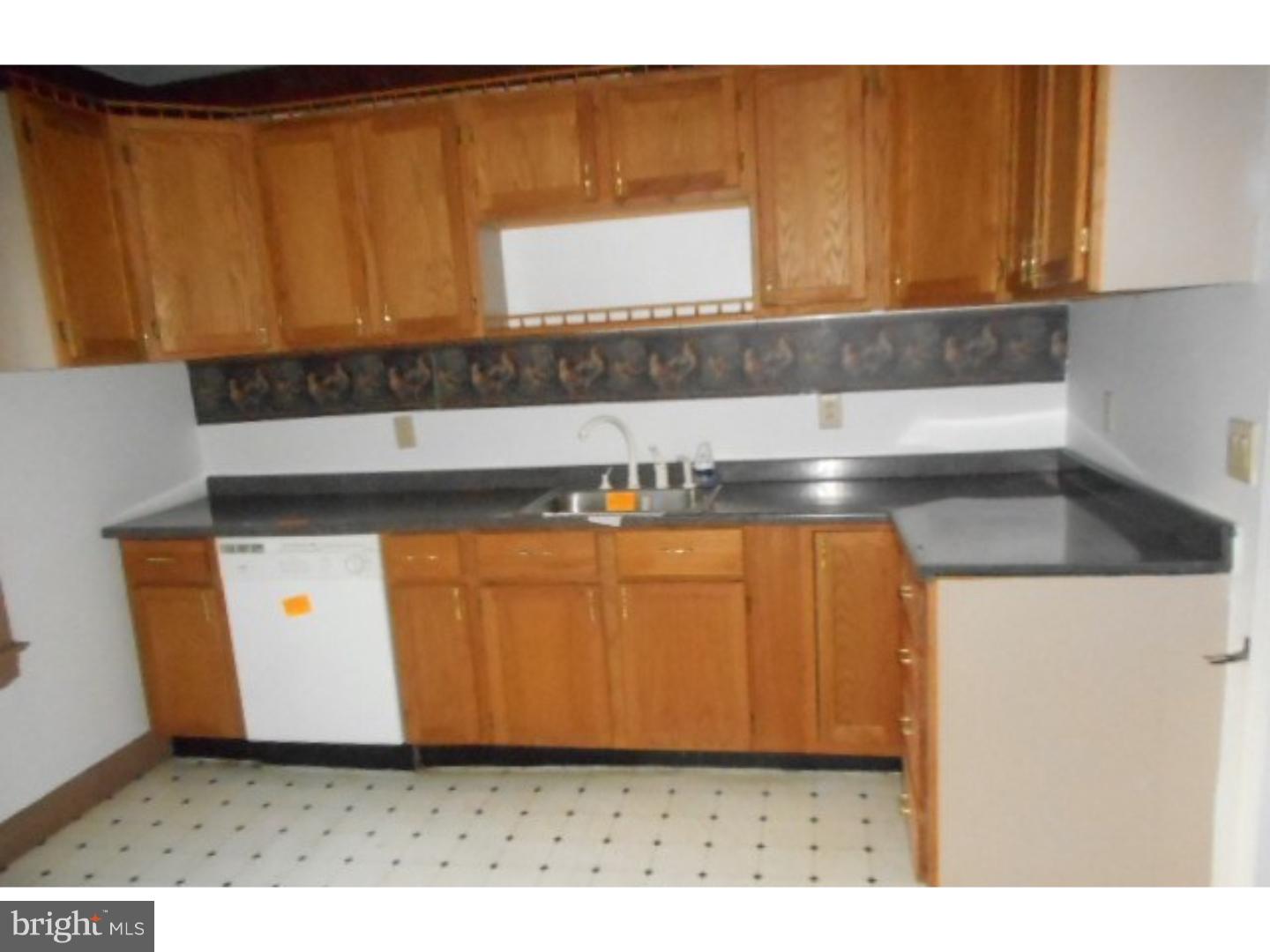 103 Hartford Road Mount Laurel, NJ 08054 - Photo 5 of 13