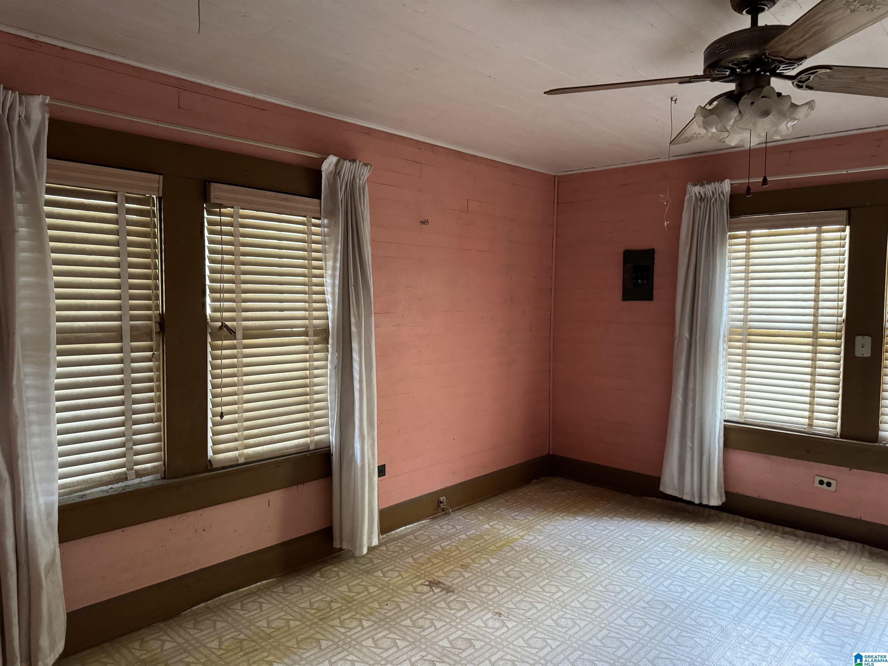 4822 Saks Road Anniston, AL 36206 - Photo 7 of 14
