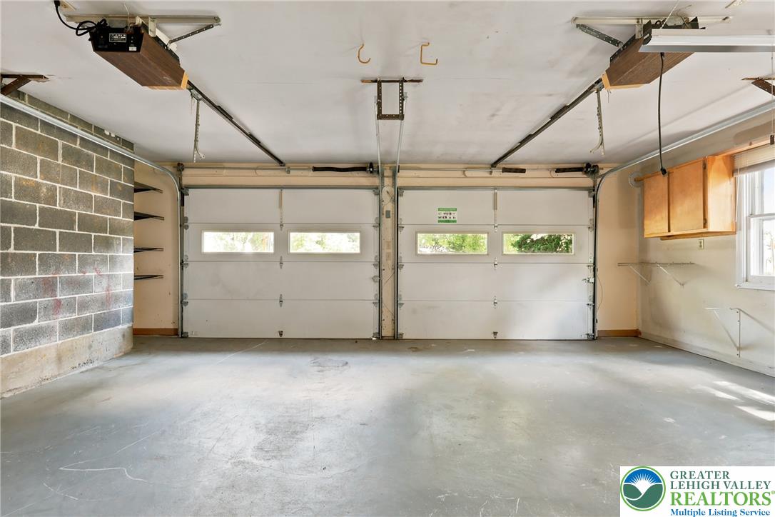 613 East Macada Road Bethlehem, PA 18017 - Photo 38 of 52