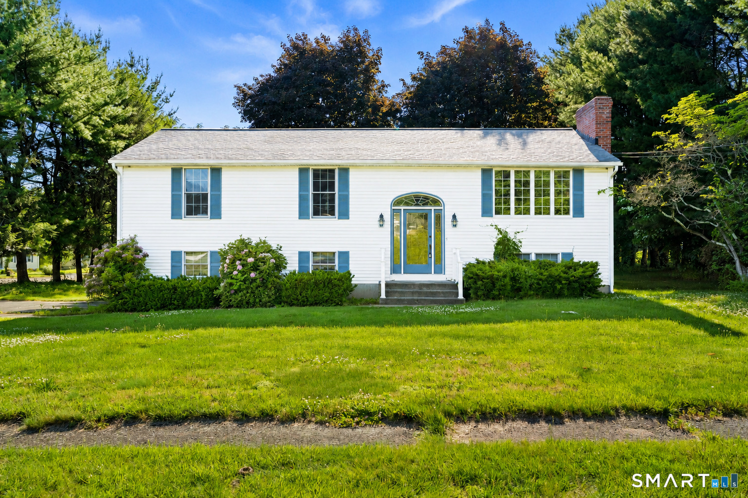 6 Wilton Road Southington, CT 06489 - Photo 1 of 35
