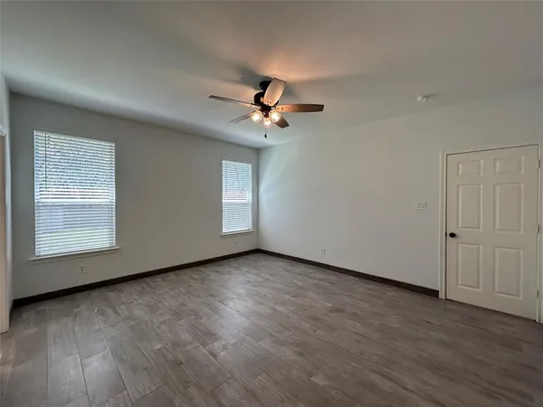 $2,300 | 8445 Arroyo Lane, Benbrook, TX 76126