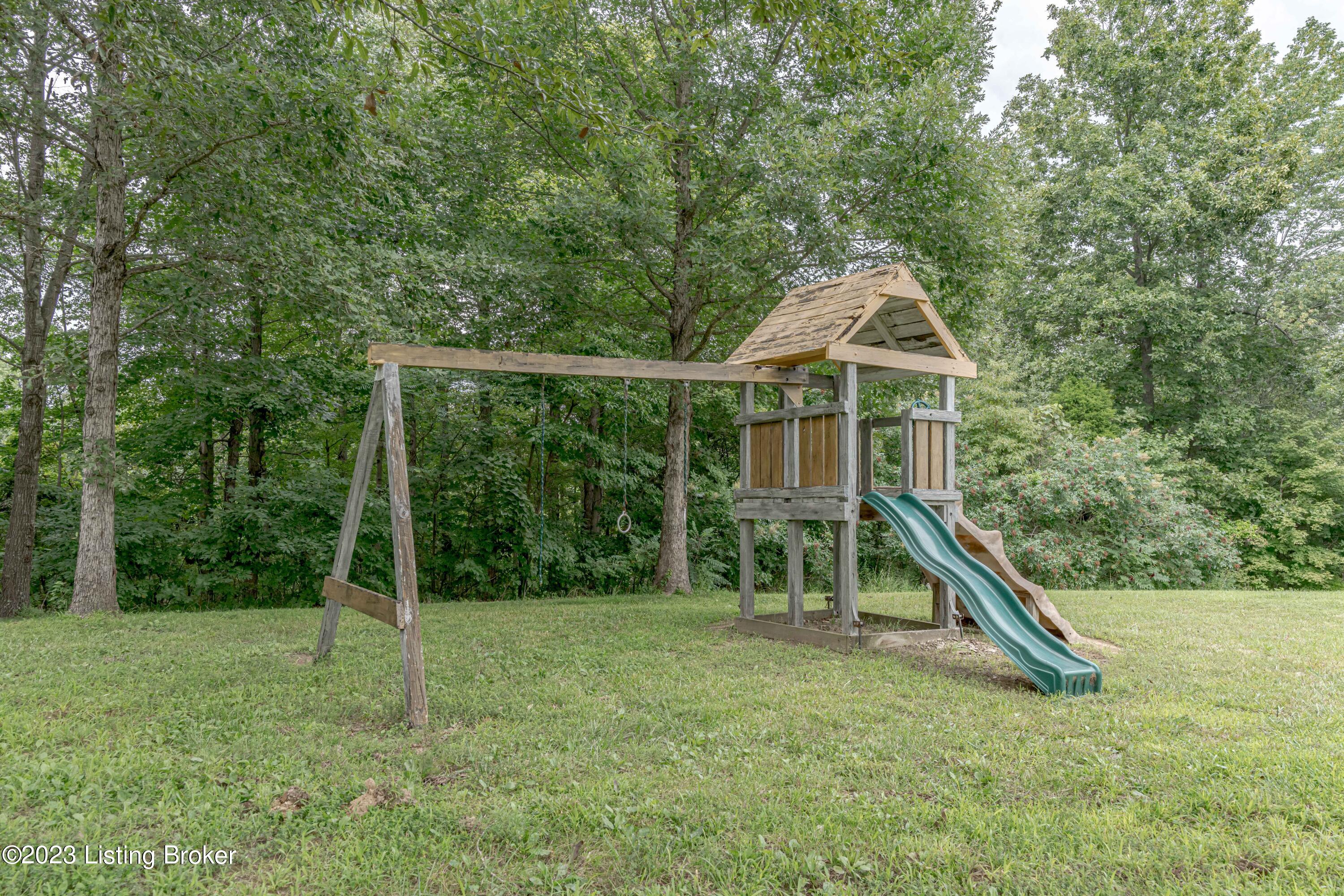 292 Stoneview Church Road Leitchfield, KY 42754 - Photo 65 of 73 DSC05140