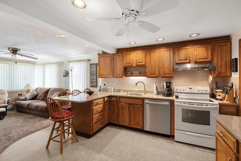 22 Addison Road Waltham, MA 02452 - Photo 6 of 17 Gallery Image 6