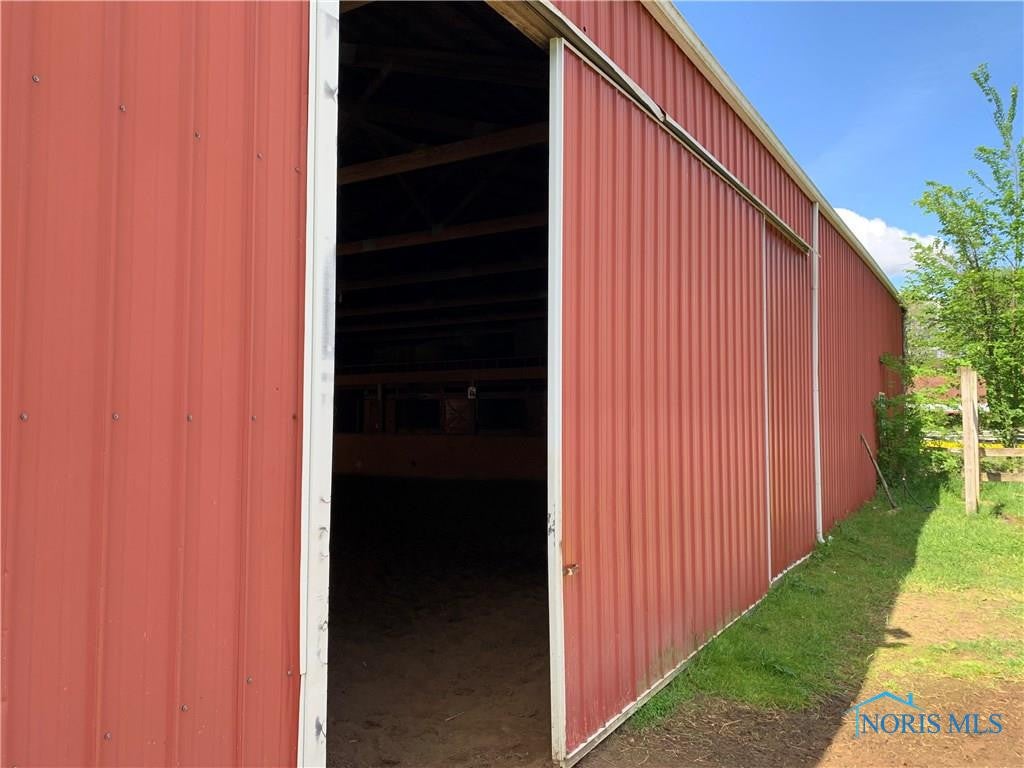 12210 Monclova Road Swanton, OH 43558 - Photo 11 of 39 Gallery Image 11