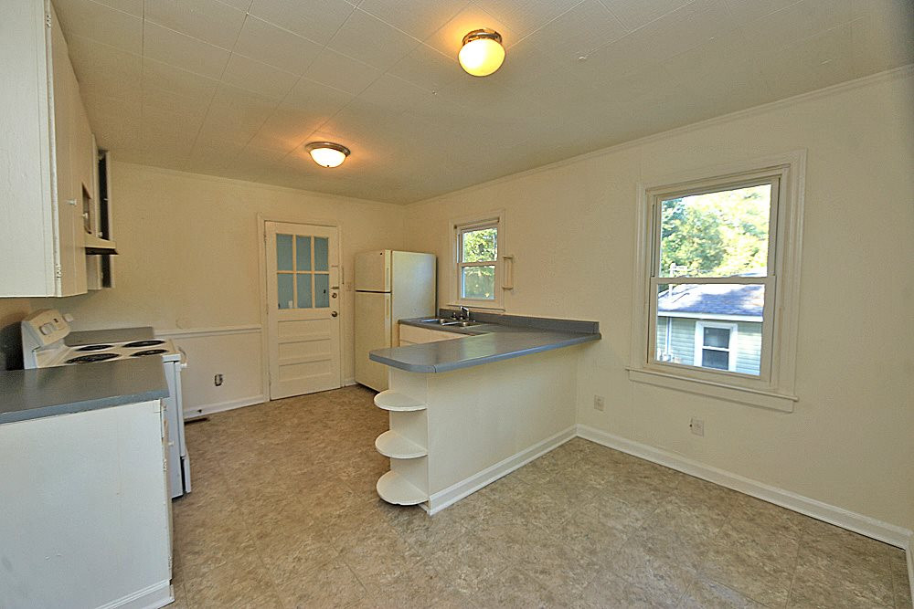 2023 Wake Forest Road Raleigh, NC 27608 - Photo 6 of 15 Photo 6