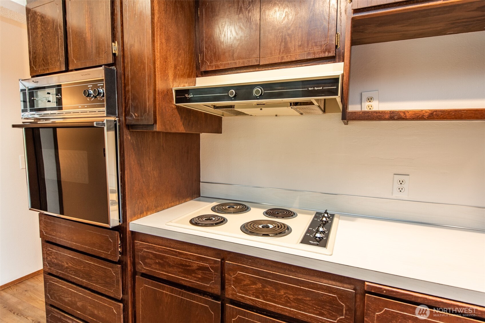 1301 South 3rd Avenue, Unit 19D Sequim, WA 98382 - Photo 12 of 35 a view of a kitchen with appliances