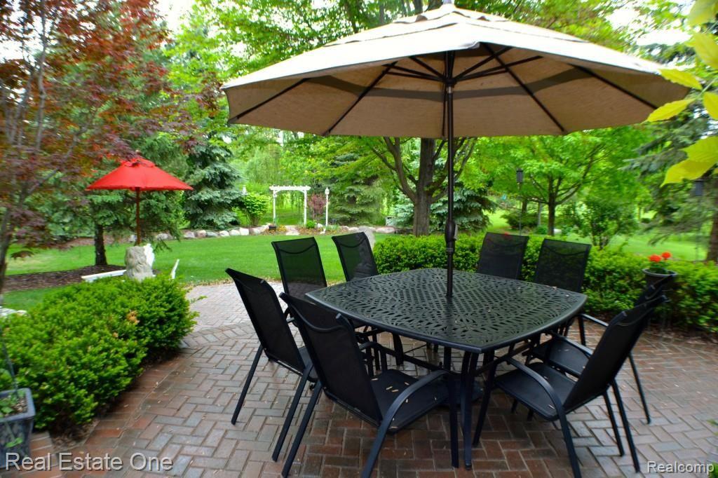 792 Loggers Circle Rochester, MI 48307 - Photo 5 of 41 038 - Copy - Copy.jpg