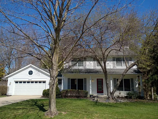 $578,900 | 2243 Waterford Way Northeast, Grand Rapids, MI 49525