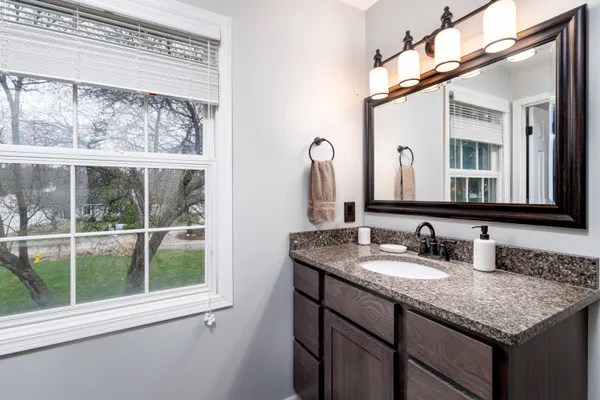 $578,900 | 2243 Waterford Way Northeast, Grand Rapids, MI 49525