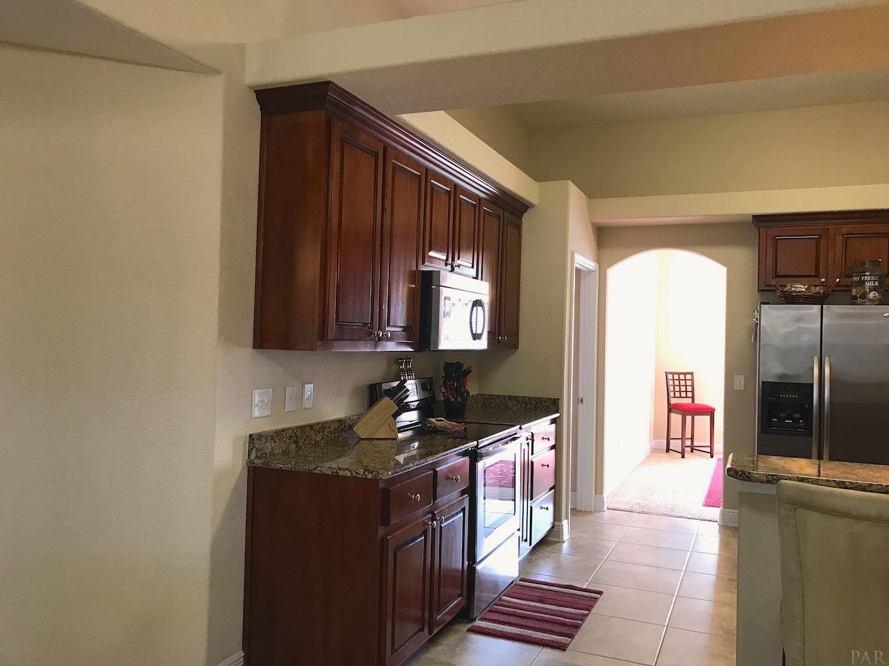 9956 Nichols Lake Road Milton, FL 32583 - Photo 7 of 41 Kitchen