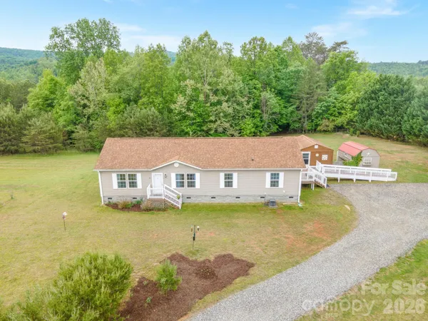 $325,000 | 2517 Horseshoe Road, Westfield, NC 27053