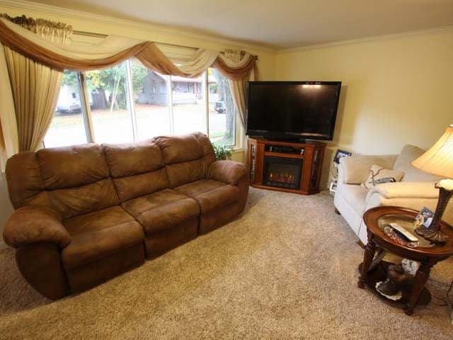 527 Vaughn Street Rhinelander, WI 54501 - Photo 3 of 20 Gallery Image 3