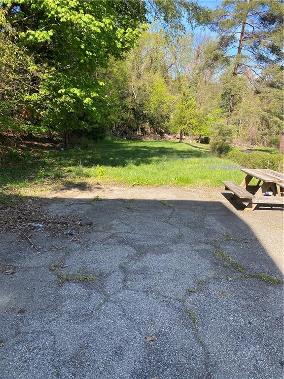 216 Grove Road Verona, PA 15147 - Photo 10 of 10 Gallery Image 10