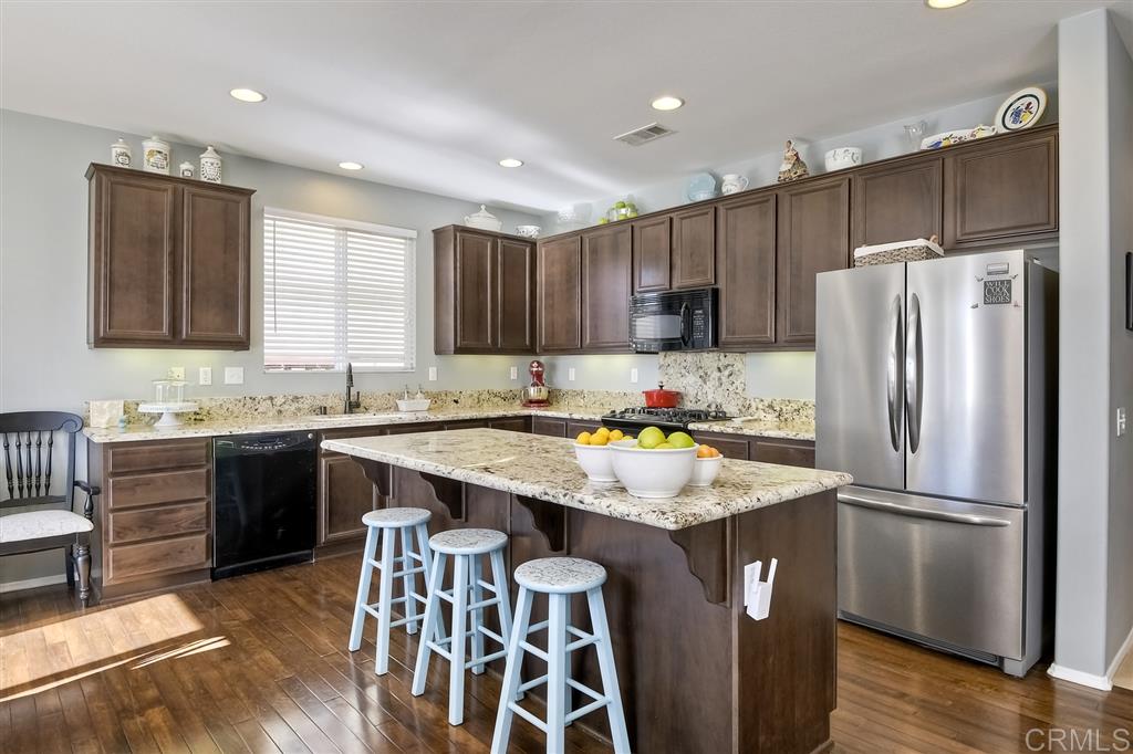 29367 Riptide Drive Menifee, CA 92585 - Photo 3 of 24 Gallery Image 3